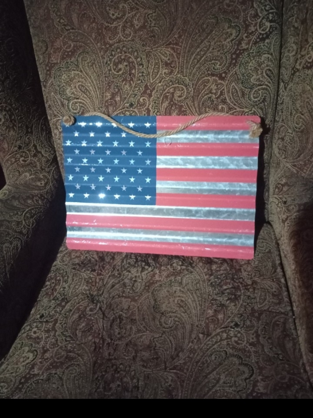 Patriotic Metal. American Flag Wall Hanging - Red, White & Blue